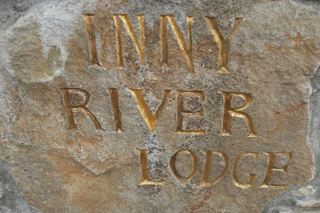 Inny River Lodge Rathowen Kültér fotó